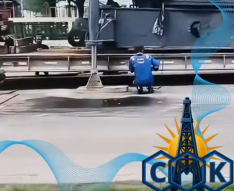 PT Cahaya Mistonia Konstruksi kembali menunjukkan profesionalismenya dalam dunia konstruksi dengan berhasil menyelesaikan pembongkaran crane berkapasitas 250 ton.